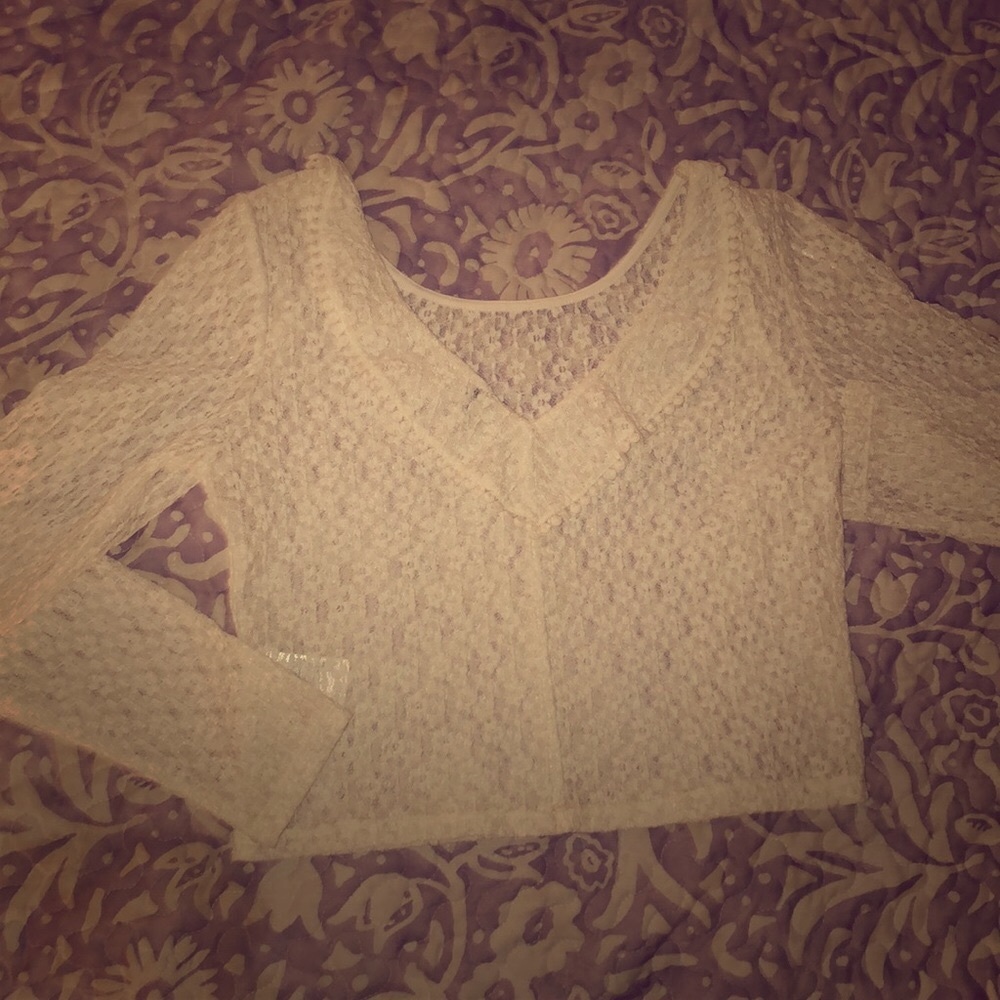 H&M white lace crop top